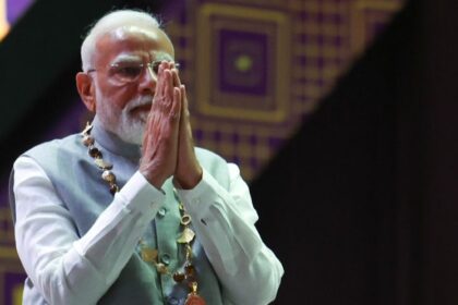 Comparative chart of global leaders featuring the PM Modi Instagram record at the top.